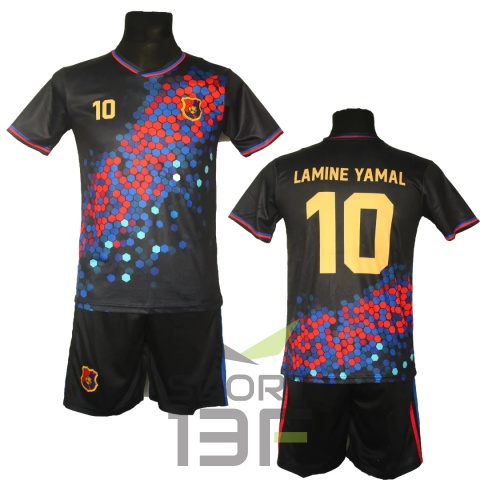 strój piłkarski Lamine Yamal